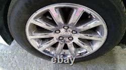 Used Wheel fits 2013 Chrysler 300 18x7-1/2 alloy chrome clad chrome plastic ski