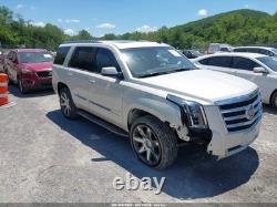Used Wheel fits 2015 Cadillac Escalade 22x9 7 spoke single silver with chrome i