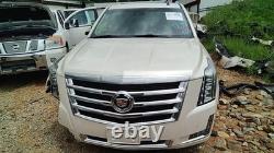 Used Wheel fits 2015 Cadillac Escalade 22x9 7 spoke single silver with chrome i
