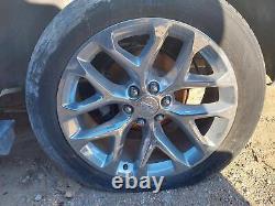 Used Wheel fits 2015 Cadillac Escalade esv 22x9 6 spoke double chrome opt SEY G