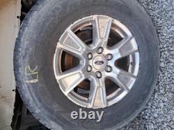 Used Wheel fits 2015 Ford F150 PICKUP 18x7-1/2 aluminum 6 spoke chrome Grade C