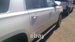 Used Wheel fits 2015 Gmc Yukon xl 1500 22x9 7 spoke silver with chrome inserts