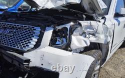 Used Wheel fits 2015 Gmc Yukon xl 1500 22x9 7 spoke silver with chrome inserts