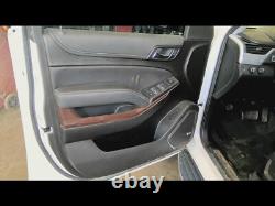 Used Wheel fits 2018 Gmc Yukon 22x9 7 spoke silver with chrome inserts opt RXN