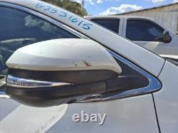 Used Wheel fits 2018 Toyota Highlander 19x7-1/2 alloy 5 spoke bright chrome Gra