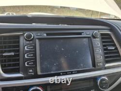 Used Wheel fits 2018 Toyota Highlander 19x7-1/2 alloy 5 spoke bright chrome Gra