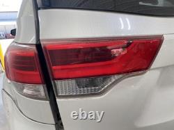 Used Wheel fits 2018 Toyota Highlander 19x7-1/2 alloy 5 spoke chrome dark chrom