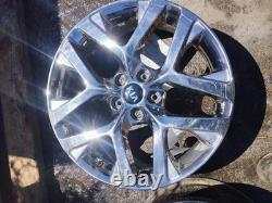 Used Wheel fits 2019 Kia Sorento 19x7-1/2 alloy 5 Y spoke chrome withTPMS Grade A